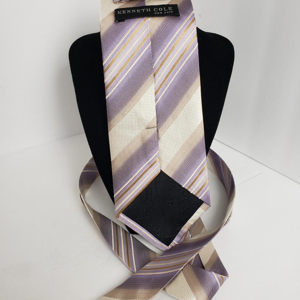 Kenneth Cole Purple Striped Necktie - Picture 2 of 2